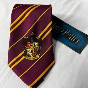 Harry Potter Gryffindor Necktie 27”